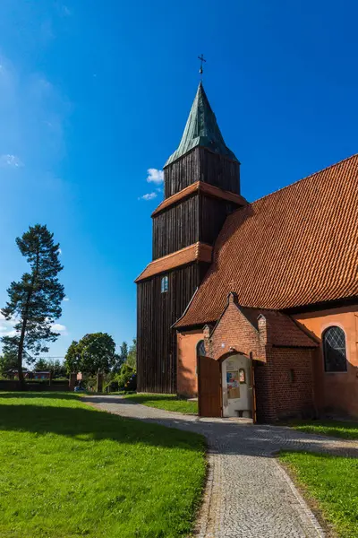 Kyrkan Byn Pomorska Wies Nära Elblag Masuria Polen — Stockfoto