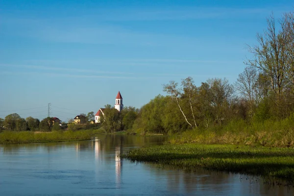 Iglesia Suraz Sobre Río Narew Podlaskie Polonia — Foto de Stock