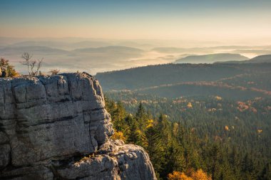 Szczeliniec Wielki, Ulusal Park Stolowe Dağları, Sudety, Polonya