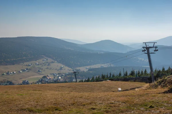 Trail till toppen av Skalny stol på hösten i Giant Mountain — Stockfoto