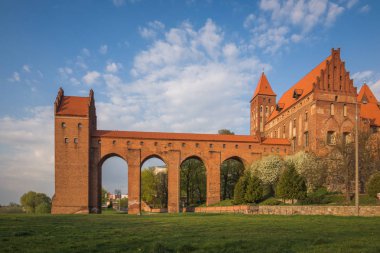 İlkbaharda Kwidzyn Kalesi, Pomorskie, Polonya
