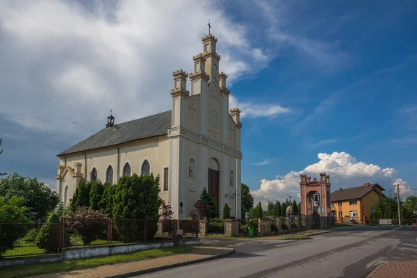 Kyrkan i Brzoza, Masovia, Polen — Stockfoto