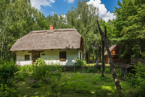 Musée en plein air à Granica dans le parc national de Kampinoski, Pologne — Photo