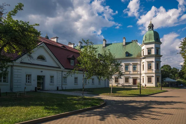 Varşova, Polonya'daki Ujazdowski kalesi