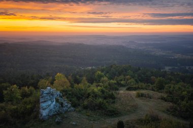 Mount Zborow - Jura Krakowsko-Czestochowska, S Rocky tepe