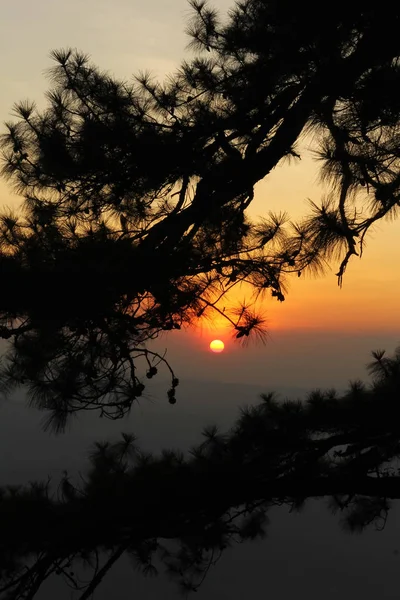 Akşamları gün batımı