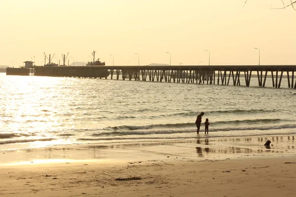 Denizde gün batımı