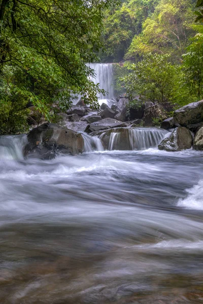 akış creek taş falls park dağ şelale su doğa Nehri akış orman manzara cascade yeşil kaya kaya düşmek