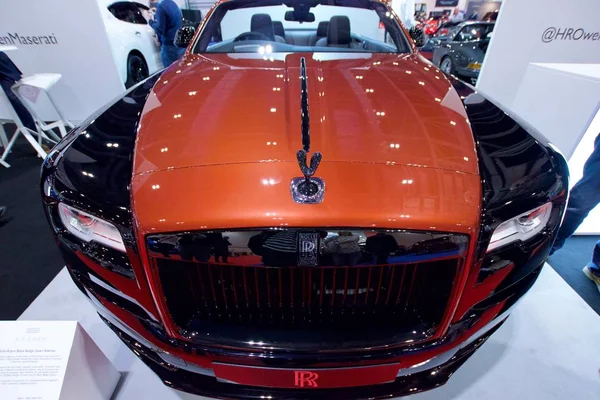 Londra, İngiltere, 18 Mayıs 2018: Rolls-Royce siyah rozet Dawn Adams ekranda London Motor 2018 göster.