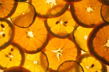 turuncu yukarıdan alınan dam penceresi üzerinde dilim