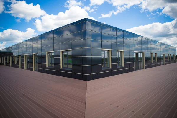 Arnavut kaldırımlı yol ile eski bir Alman kasabası küçük bir sokak