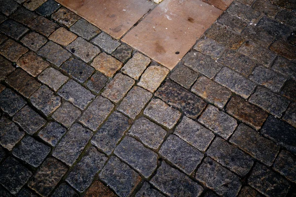 Antik Taş Granit kaldırım taş ile farklı renk