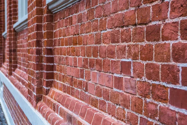 karanlık eski tuğla duvar