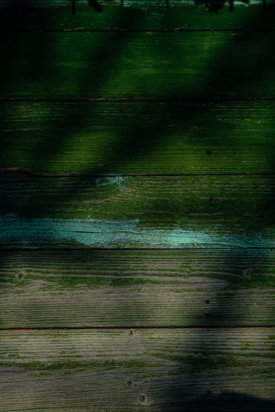 eski yeşil tahta duvar