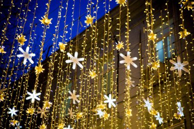 çelenk akşam gökyüzü mavi