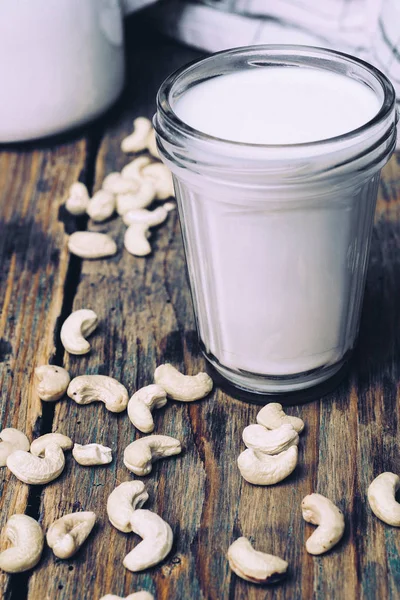 Fresh Organic Raw Vegan Cashew Milk Cashew Nuts Wodden Background — Stock Photo, Image