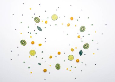 Gıda düz yatıyordu: Bahar Yaz konsepti. Vegan sebze ve meyve