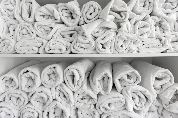 흰색 수건 패턴입니다. 목욕탕, 스파, 목욕, 사우나 개념. — 스톡 사진