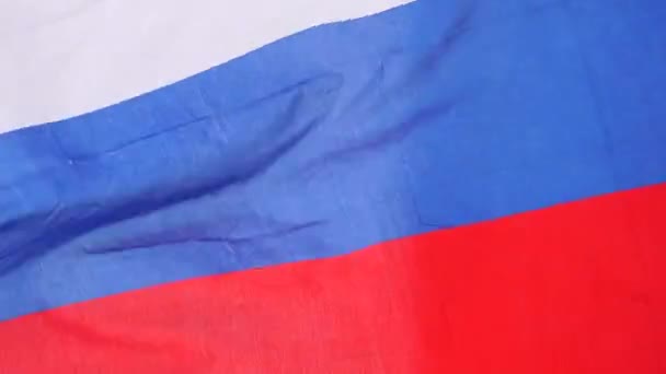 Ρωσική Σημαία Κυματίζει Στον Άνεμο Ενάντια Στον Ουρανό Εθνική Σημαία — Αρχείο Βίντεο