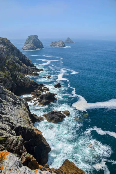 Pointe de Pen-Hir sur la presqu 'le de Crozon en Bretagne