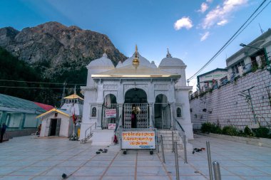 Gangotri, Uttrakhand, hindistan - 8 Ekim 2018 : Gangotri Tapınağı Hindu Hacı Kasabası -