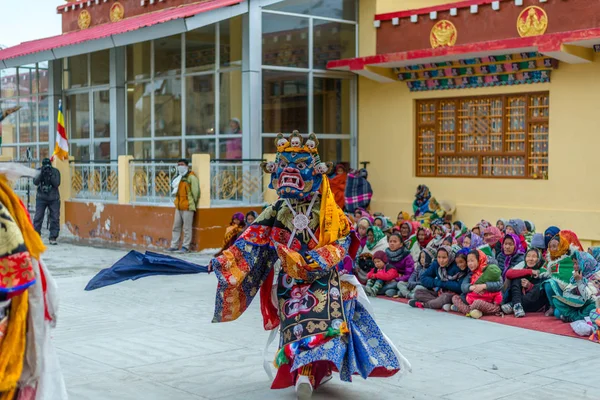 Spiti, Himachal Pradesh, India - March 24, 2019 : Tibetan buddhist lamas dressed in mystical mask dance Tsam mystery in time of festival — Stock Photo, Image