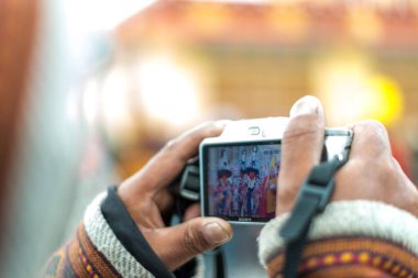 Spiti, Himachal Pradesh, Hindistan - 24 Mart 2019 : Tibetli budist lamalar himalyas'ta maske dans festivali