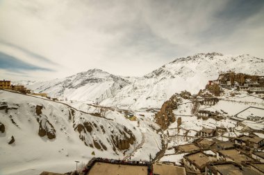 Himalayalar'da kışlarda bir köy - Spiti vadisi