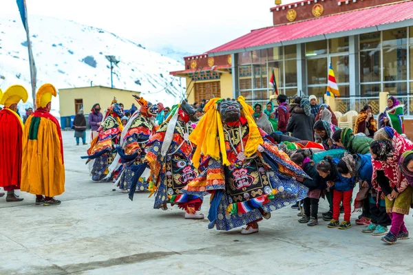 Spiti, Himachal Pradesh, Hindistan - 24 Mart 2019 : Himalayalar'da Geleneksel Maske Dans Festivali