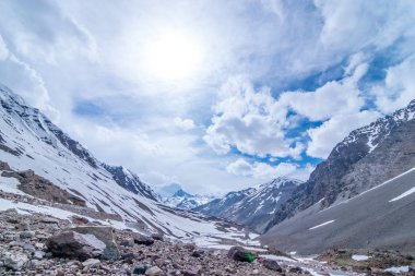 Zing Zing Bar - Ladakh Yolu
