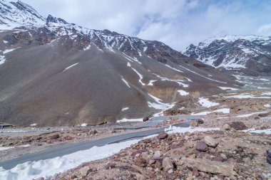 Zing Zing Bar - Ladakh Yolu