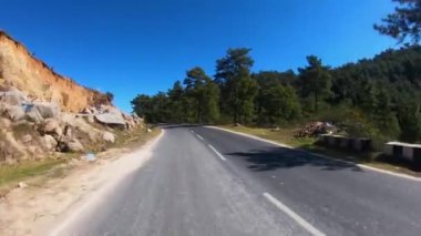 Dağlardaki Yol Videosu