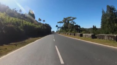 Dağlardaki Yol Videosu