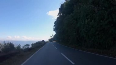Meghalaya Dağları 'nda garaj yolu