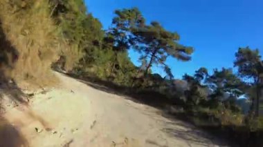 Meghalaya, Hindistan 'daki Timelapse Yolu.