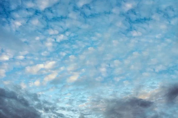 Hintergrund Mit Dem Zauber Des Himmels Und Wolken Bei Sonnenaufgang — Stockfoto