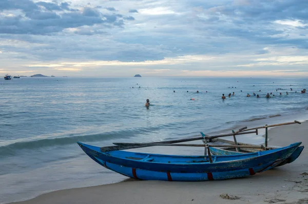 Best Images Beach Fishing Boats Used Design Background — Stock Photo ©  phukhanh87 #208814464