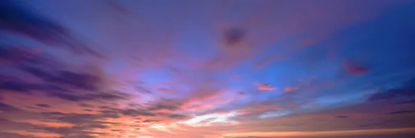 해돋이 Sunsetfor 그래픽 디자인 편집기에서 하늘과 구름의 — 스톡 사진