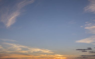 Arka plan gökyüzü ve bulutlar şafak, gündoğumu, günbatımı, baskı, tasarım, reklamcılık, grafik resimler kullanımda büyüsü ile