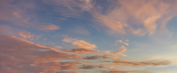 Fundo Com Magia Céu Nuvens Amanhecer Nascer Sol Pôr Sol — Fotografia de Stock