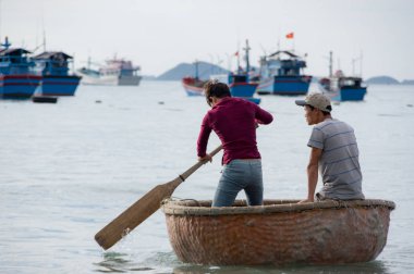 Hayat ve geleneksel balıkçı köyü, Vietnam, çalışma