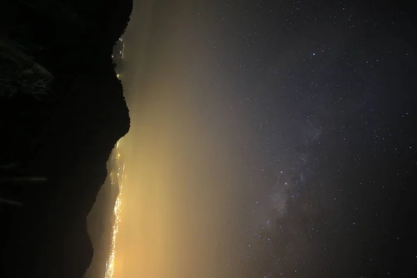 Magické Galaxii Nebo Mléčné Dráhy Noční Oblohu Hora Peek Popředí — Stock fotografie