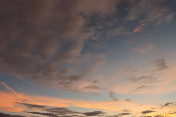 Fundo Com Magia Céu Nuvens Pôr Sol — Fotografia de Stock