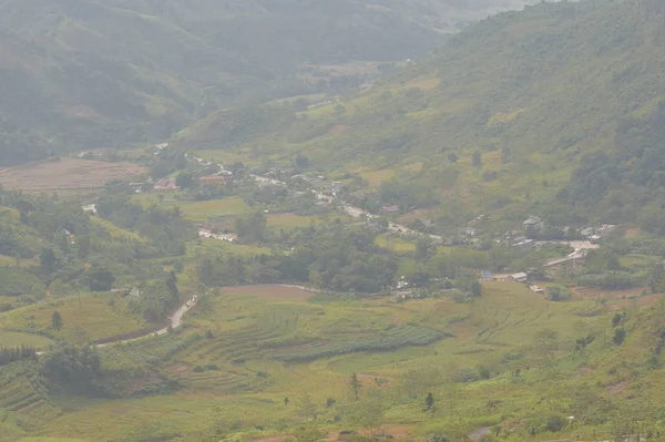 Giang Eyaletinde Teraslar Kayalıklar Yaşam Ile Büyük Dağlar Keşfedin Vietnam — Stok fotoğraf