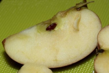 bir elma segmentte totalview yakın makro lens ile fotoğraflandı