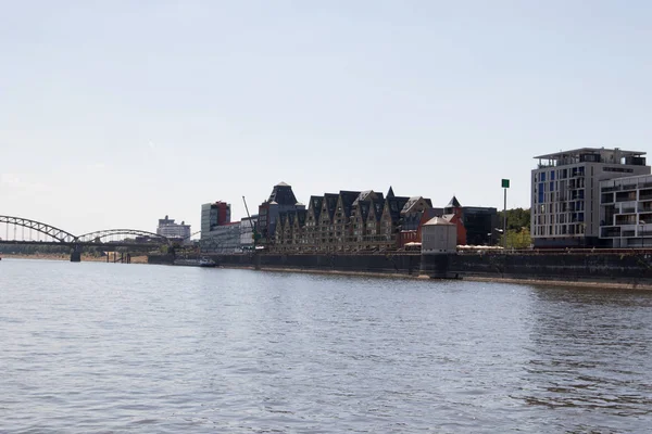 Skyline Avec Gratte Ciel Bord Rhin Cologne Allemagne Photographié Lors — Photo