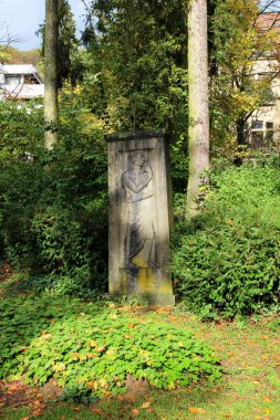 Yaz aylarında Gezi Tur sırasında Almanya fotoğraflandı wiesbaden hessen parkında bir anıt görüntüleyin