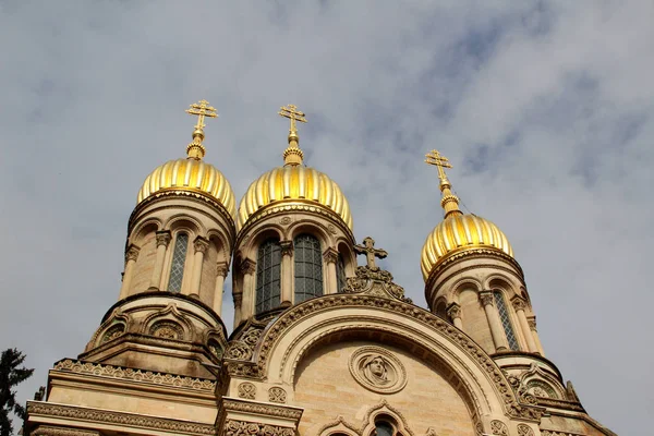 Visa Kyrktornen Ryska Kyrkan Neroberg Wiesbaden Hessen Tyskland Fotograferade Sightseeingturen — Stockfoto