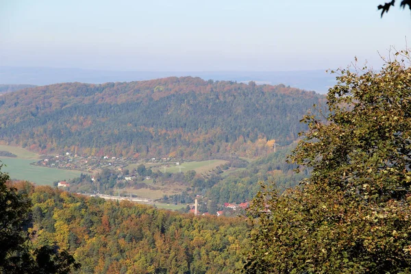 Szeroki Widok Krajobraz Dreźnie Sachsen Germany Sfotografowany Podczas Zwiedzanie Letni — Zdjęcie stockowe