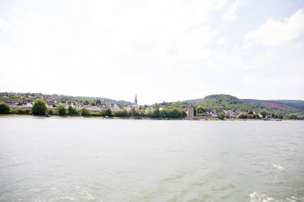 Avlägsen Utsikt Över Kullar Och Naturen Vid Rhenfloden Koblenz Rhen — Stockfoto